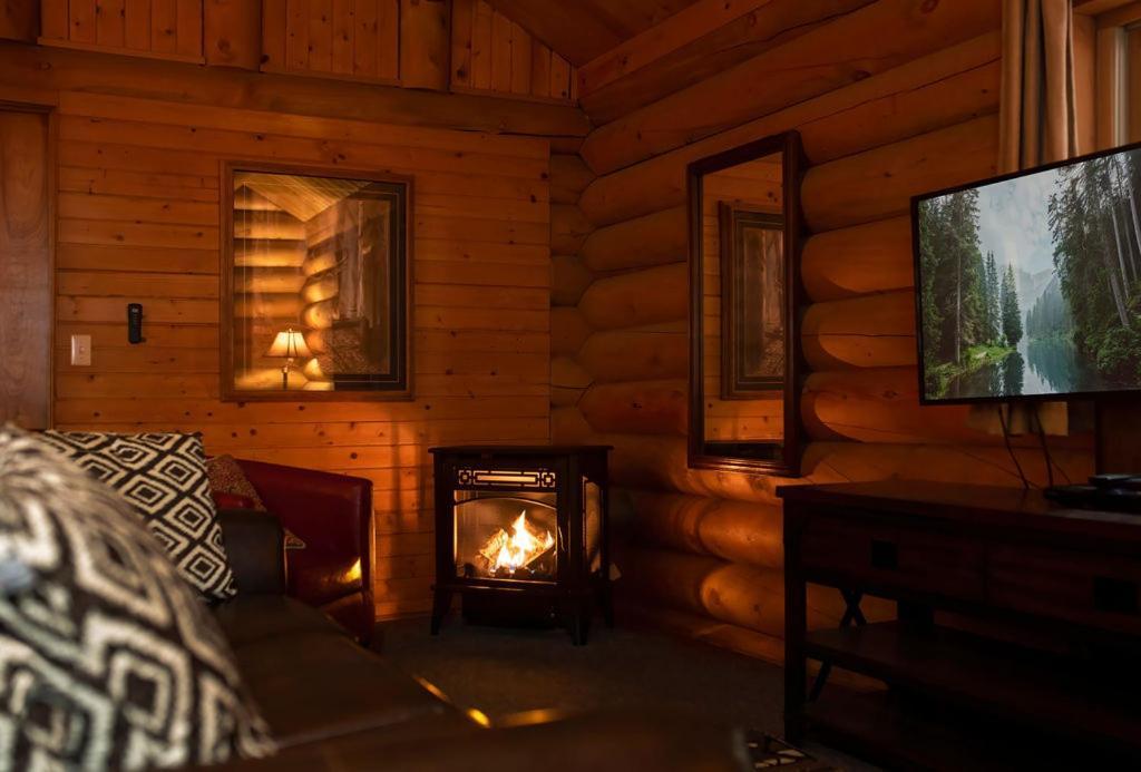 Lochsa Lodge Lolo Exterior foto