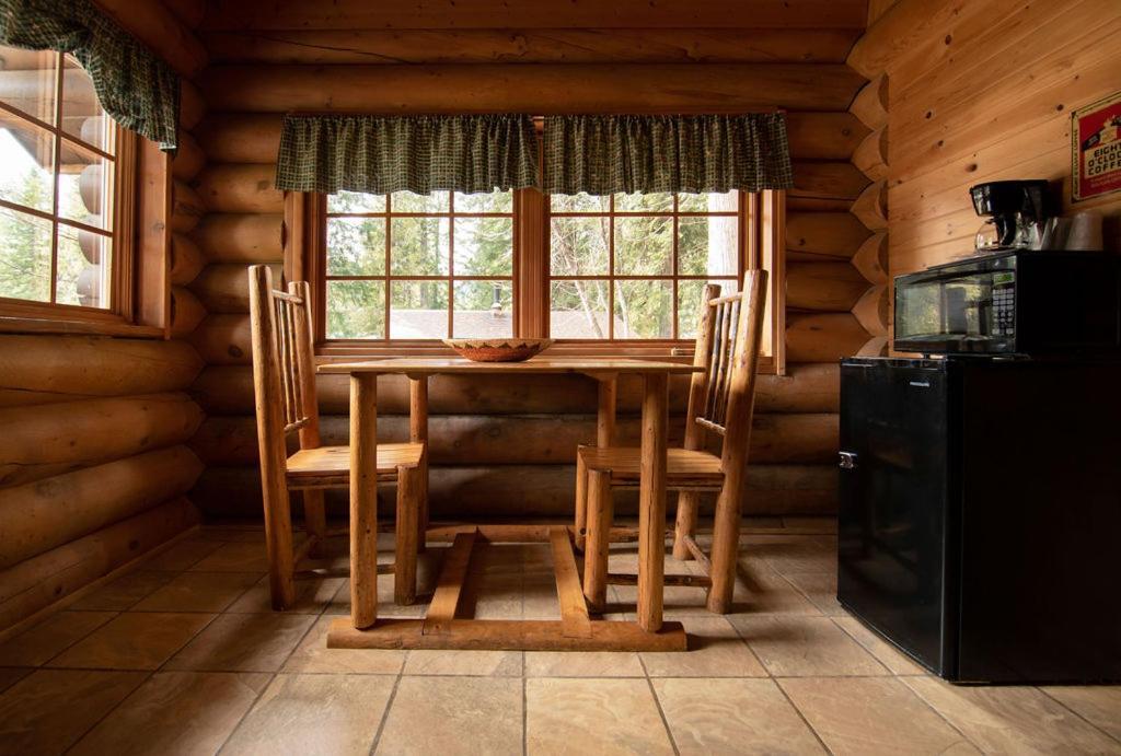 Lochsa Lodge Lolo Quarto foto