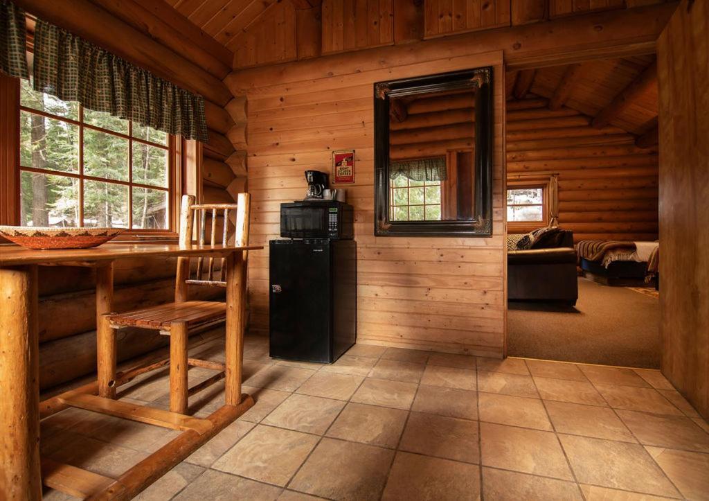Lochsa Lodge Lolo Quarto foto